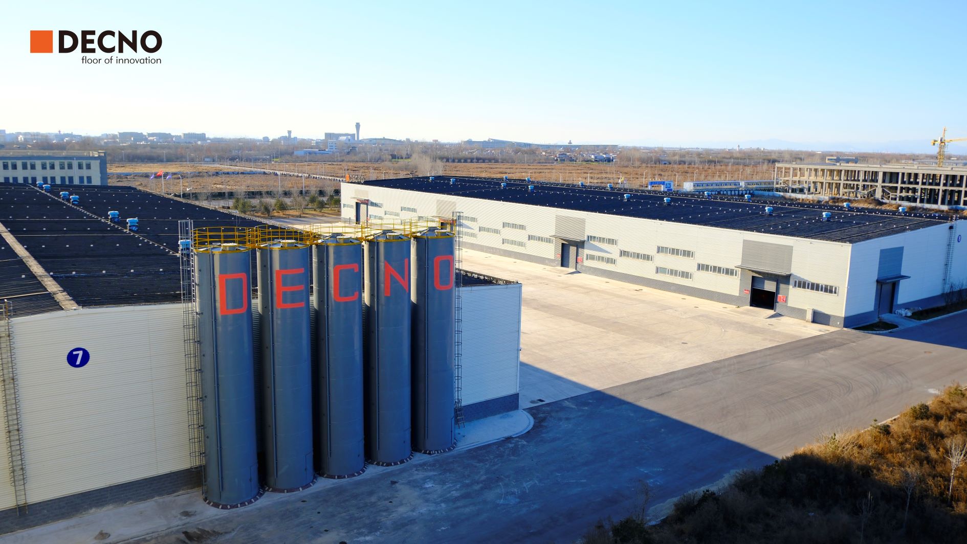 Cómo elegir una fábrica confiable de pisos SPC | DECNO